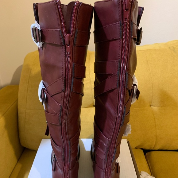 JustFab Keira Flat Boots in Port Royale/Burgundy Size 8 - Picture 5 of 5